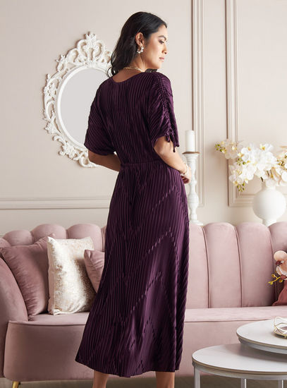Textured Plissé Midi Dress – Purple