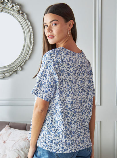 Floral Textured V-Neck Buttoned Blouse – Blue