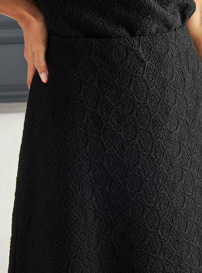 Textured Black Midi Skirt – Elegant & Versatile