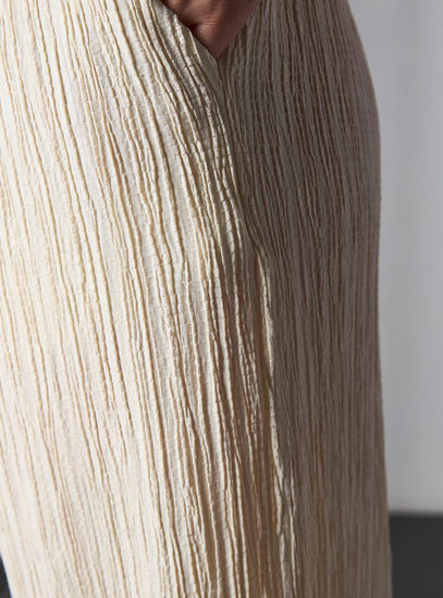 Textured Wide-Leg Pants – Cream